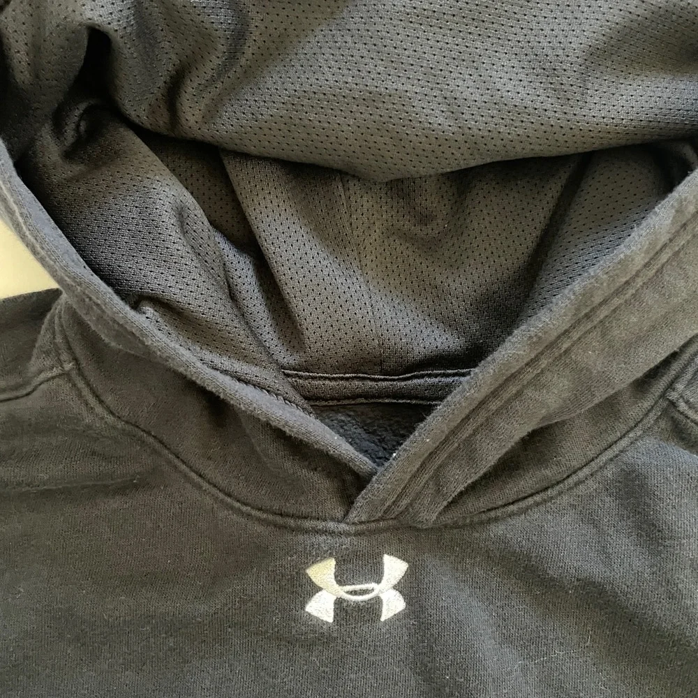 Youth Large Black Under Armour Cotton Sweater Hoodie Sportswear DriFit Hood